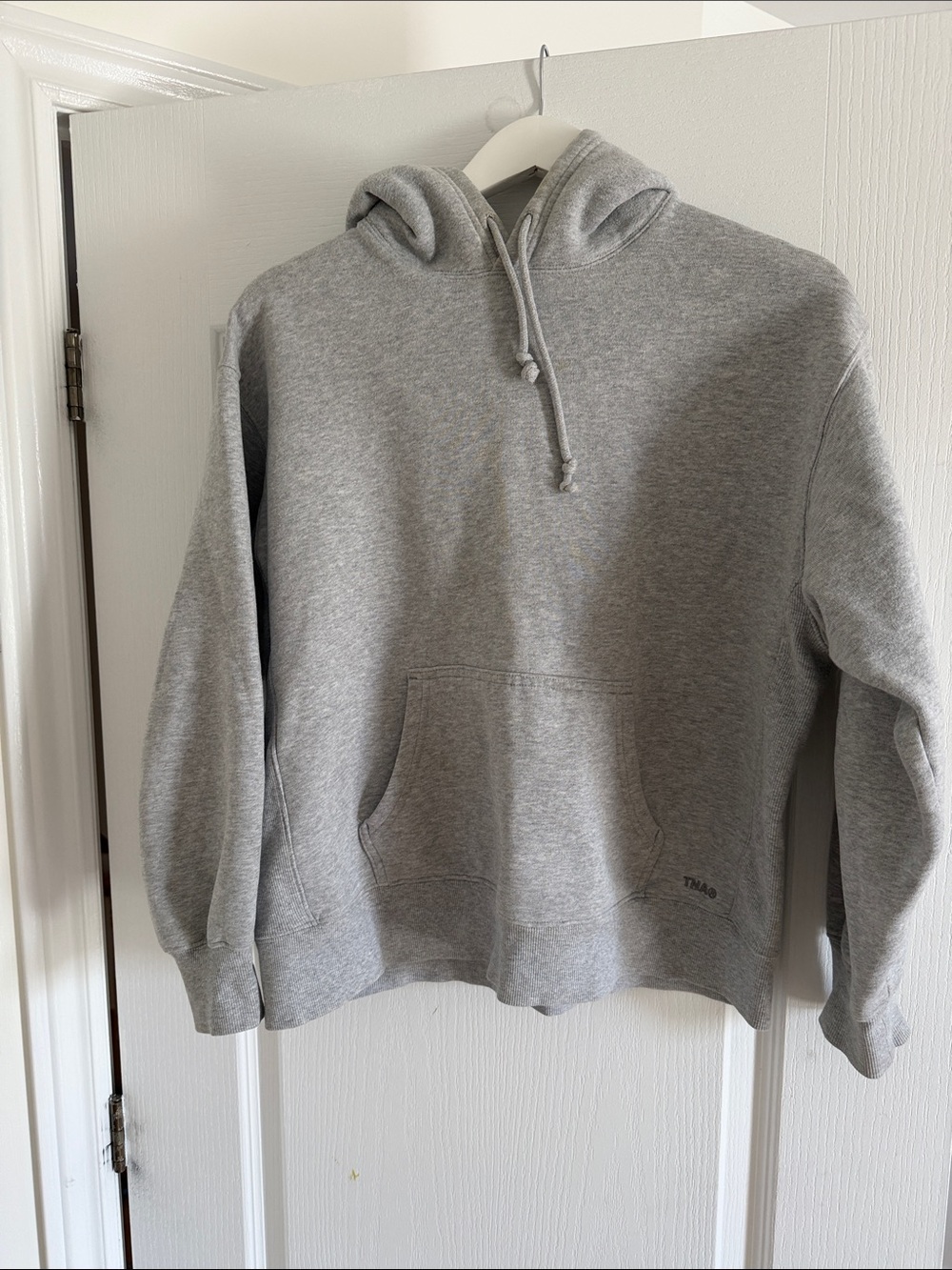 Aritzia Tna Sweatfleece cozy fleece boyfriend fit hoodie, good condition.